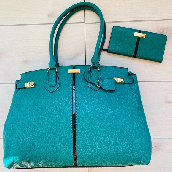 Sssssss - Picture 2 of 8